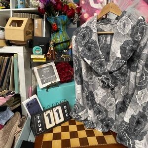 Jerry t floral no tag